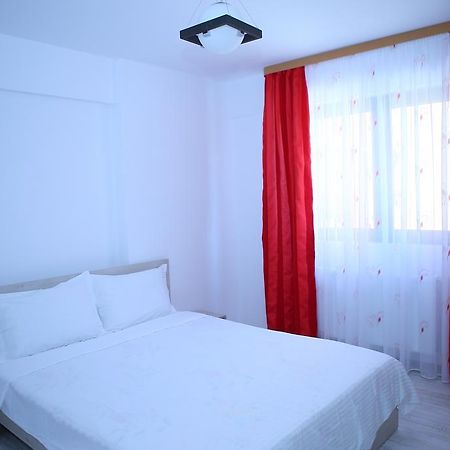 Rcc Apartaments Focşani Екстериор снимка